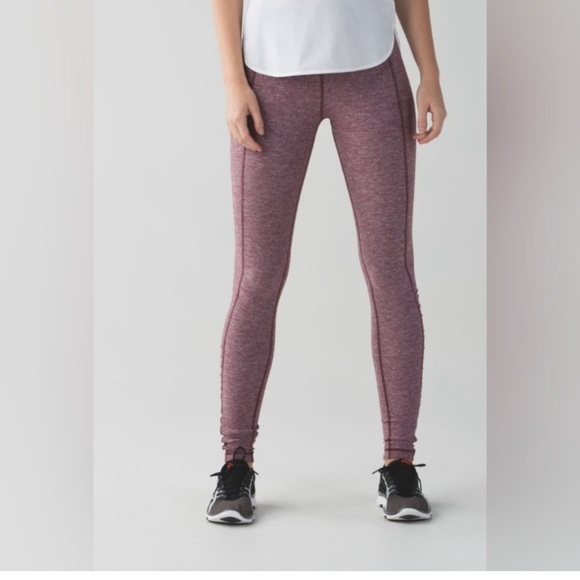 Lululemon Turn Around Tight. Size 6. High Rise. Rulu. - Picture 1 of 8